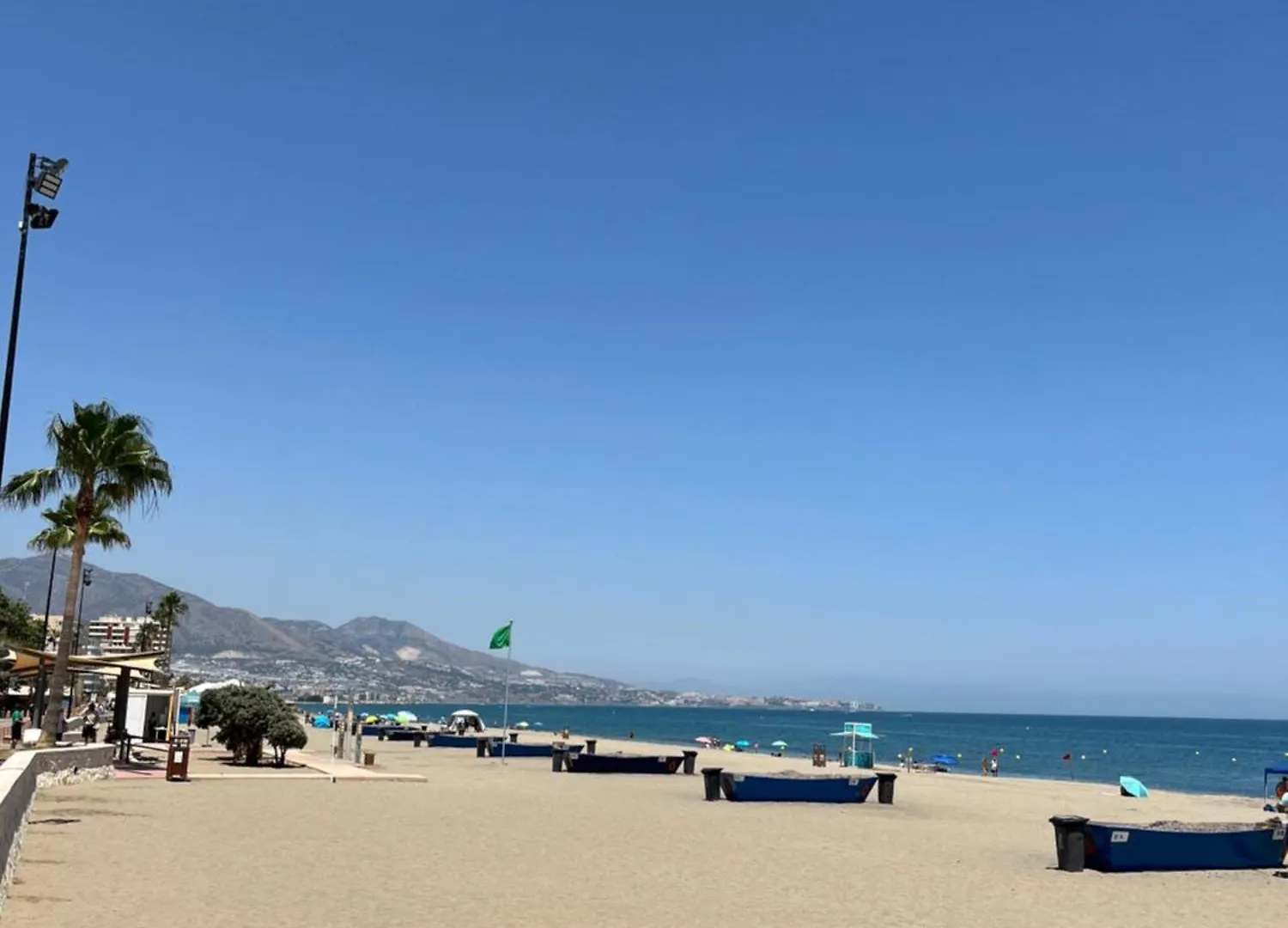 Atico Con Vistas Al Mar Y Con Piscina Frente A Castillo Sohail Fuengirola Apartment